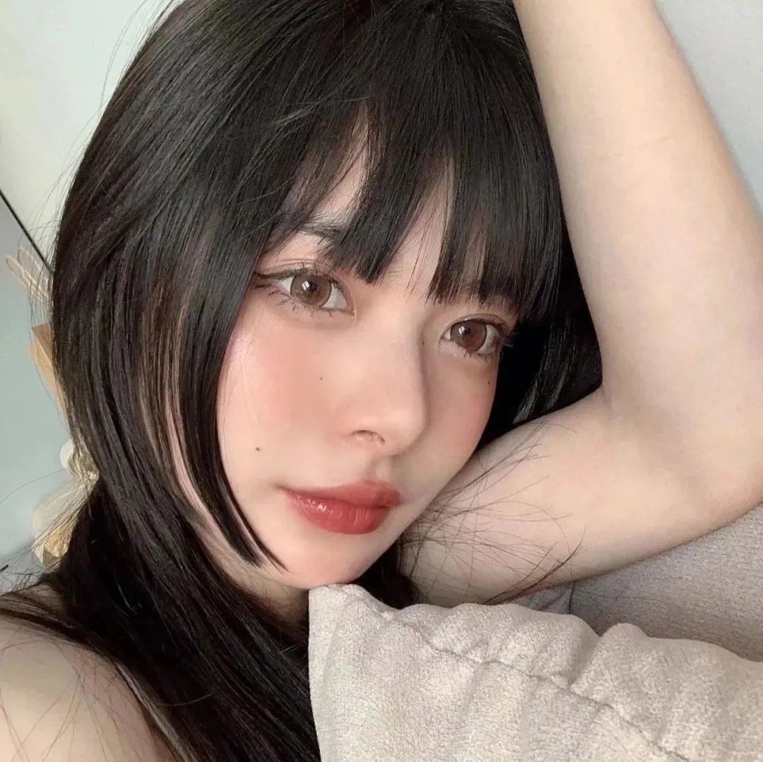 疯狂保姆 海报